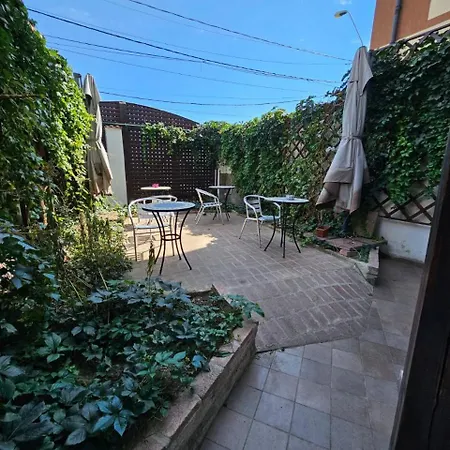 B&B Flavia 3*