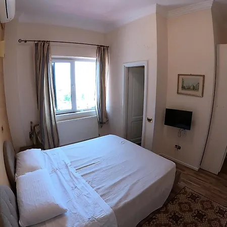 B&B Flavia 3*