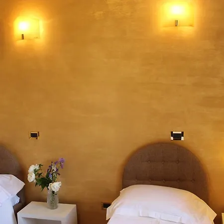 Flavia Bed & Breakfast 4*